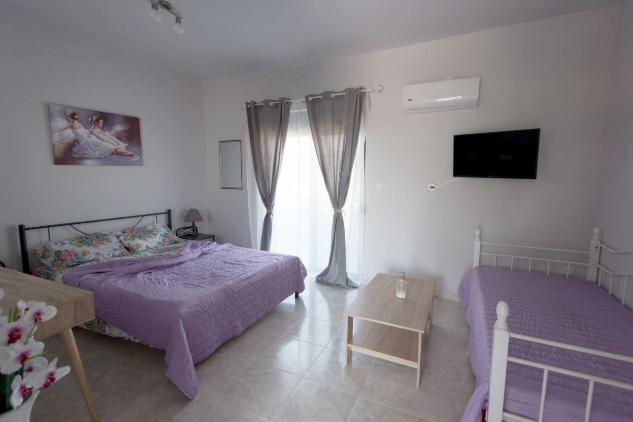 Paulsia Apartments Psinthos Buitenkant foto